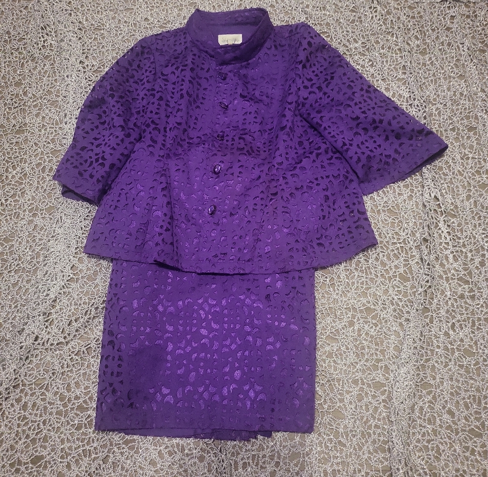 Elegant Purple Lace Formal Dress
